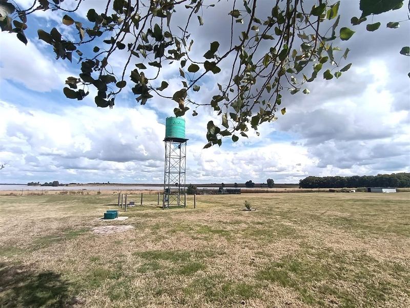 Small Holding For Sale in Metsimaholo, Oranjeville - Photo 4