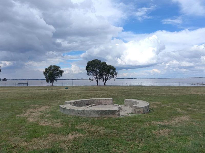 Small Holding For Sale in Metsimaholo, Oranjeville - Photo 2