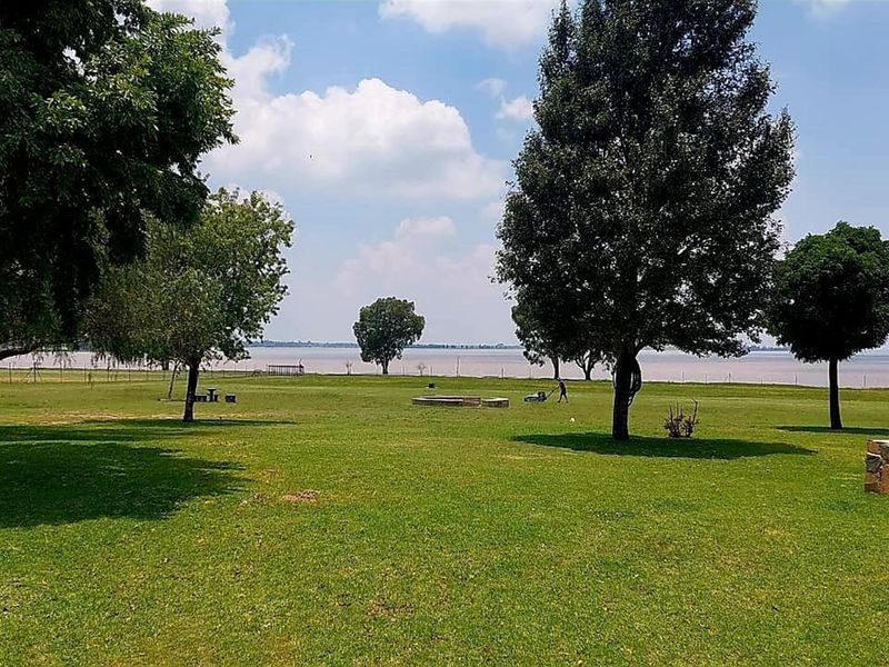 Small Holding For Sale in Metsimaholo, Oranjeville - Photo 3