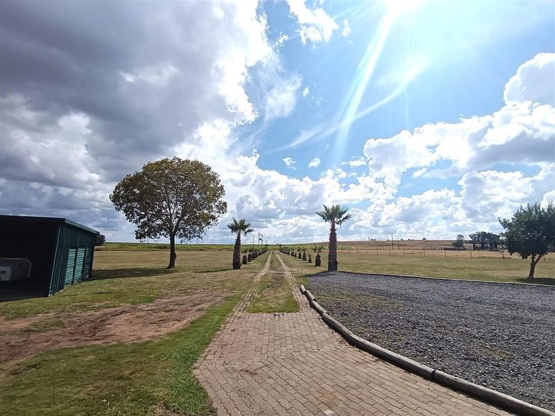 Small Holding For Sale in Metsimaholo, Oranjeville - Photo 6
