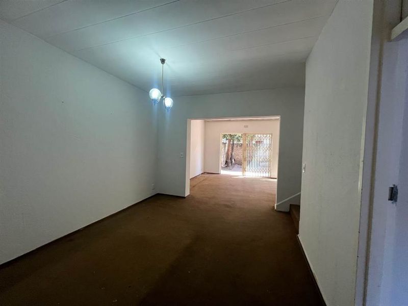 Duplex Unit For Sale in Randburg - Photo 5