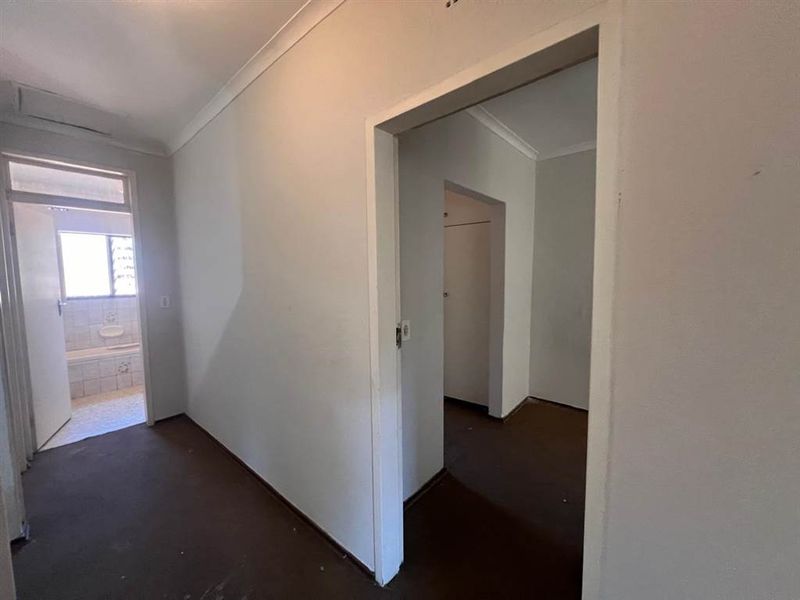 Duplex Unit For Sale in Randburg - Photo 9
