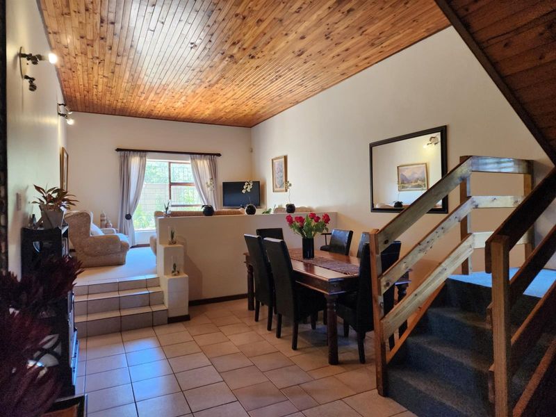 House For Sale in Noorsekloof Jeffreys Bay - Photo 4