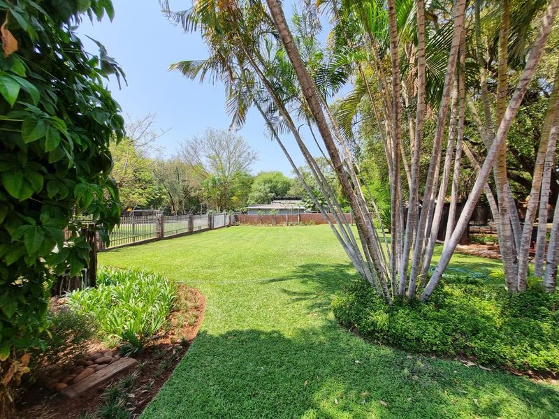 Immaculate Modern Home on Double Stand | Entertainer’s Dream with Pool & Lush Garden - Photo 2