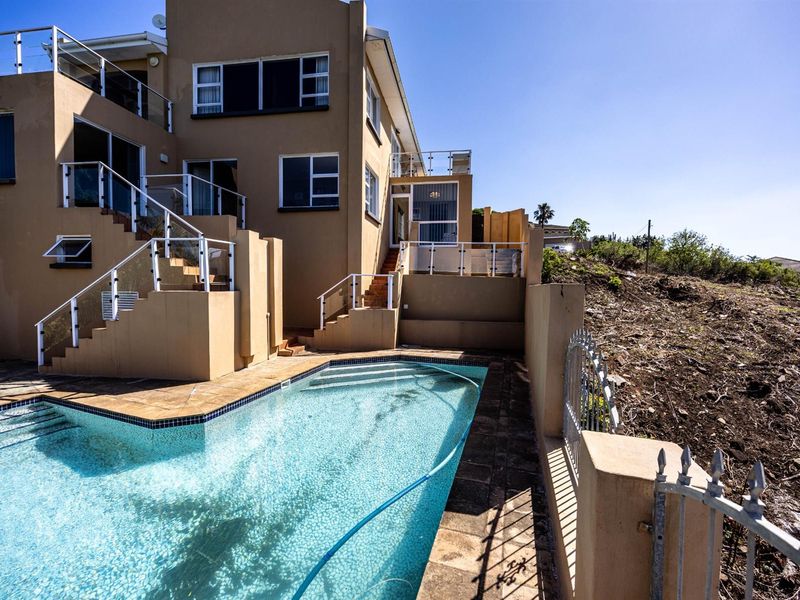 House For Sale in Gonubie, East London - Photo 2