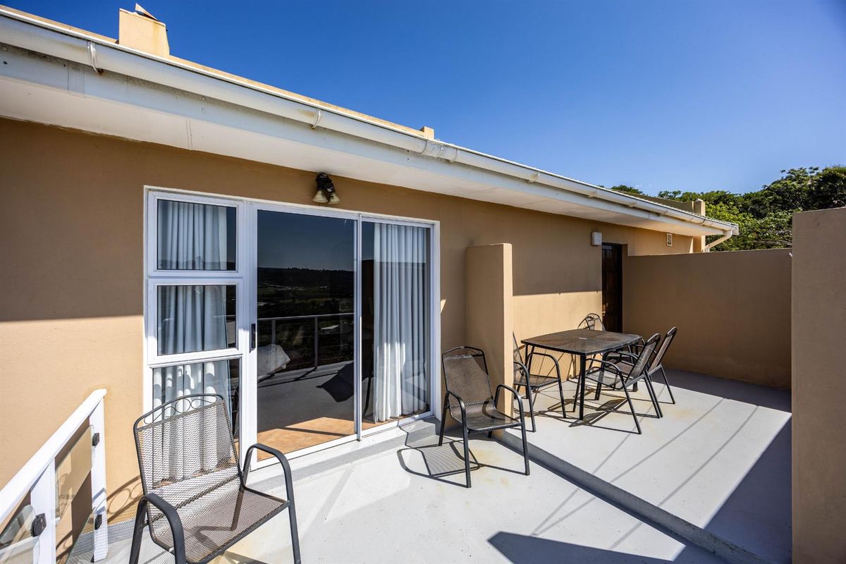 House For Sale in Gonubie, East London - Photo 4