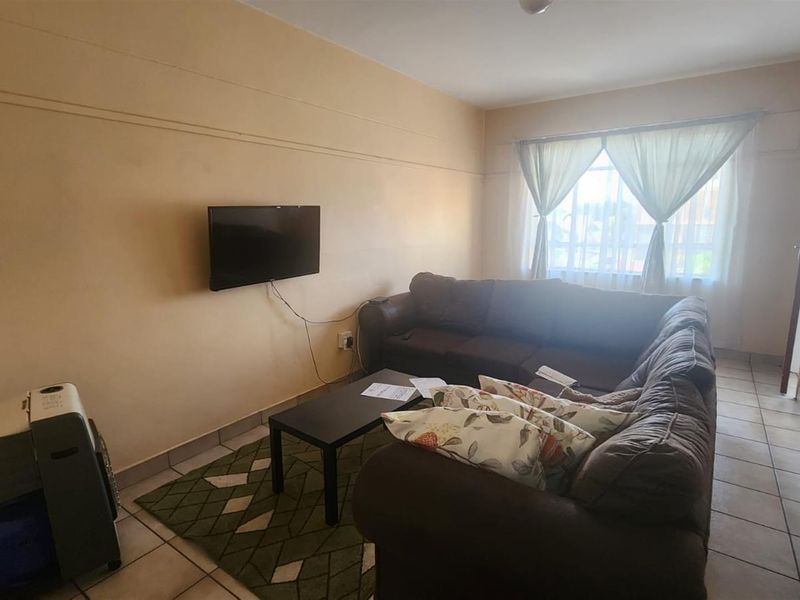2 bedroom unit for sale, in Springs Central - Photo 6