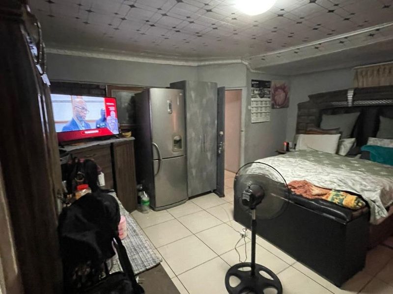 House For Sale in Kanyamazane, Nsikazi - Photo 10