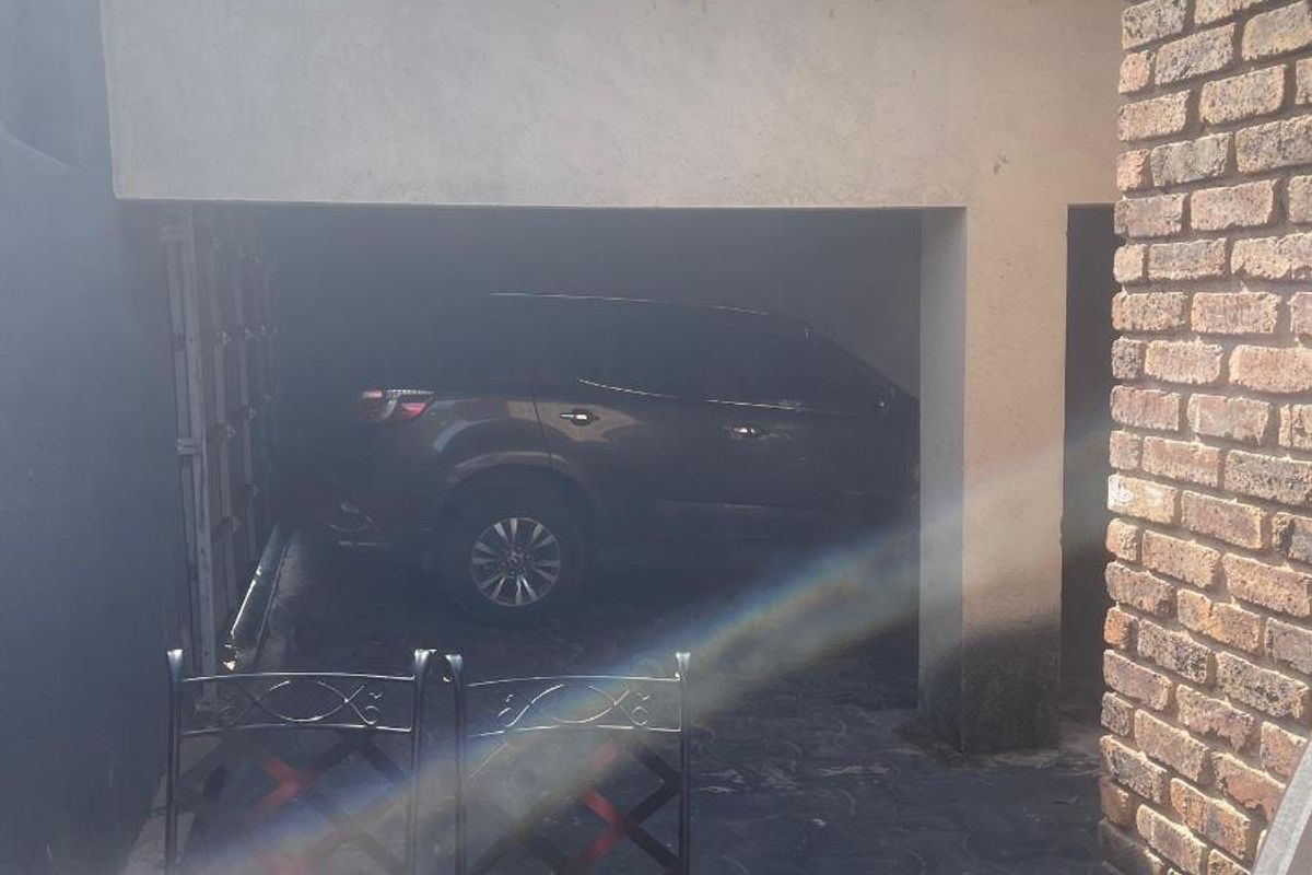 House For Sale in Kanyamazane, Nsikazi - Photo 4