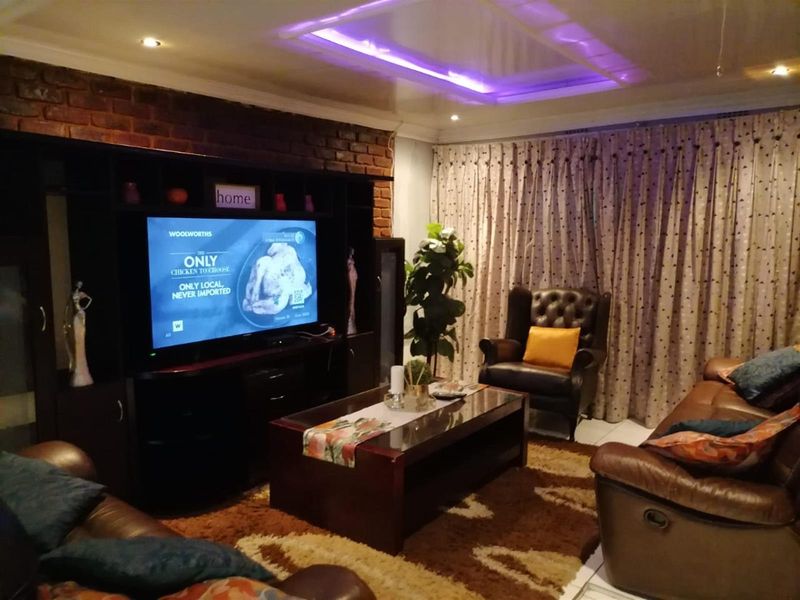 House For Sale in Kanyamazane, Nsikazi - Photo 6