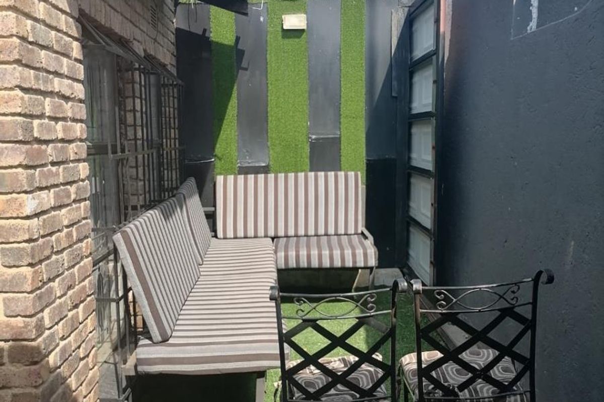 House For Sale in Kanyamazane, Nsikazi - Photo 3