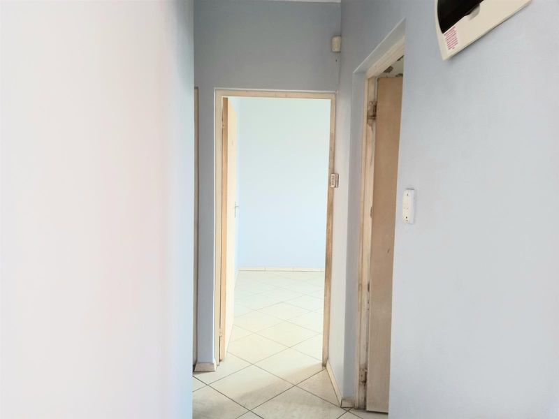 House For Sale in Whetstone, Phoenix, KwaZulu Natal - Photo 5