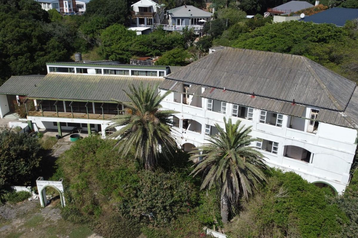 Prime Redevelopment Opportunity on the Banks of the Kowie River - Photo 5