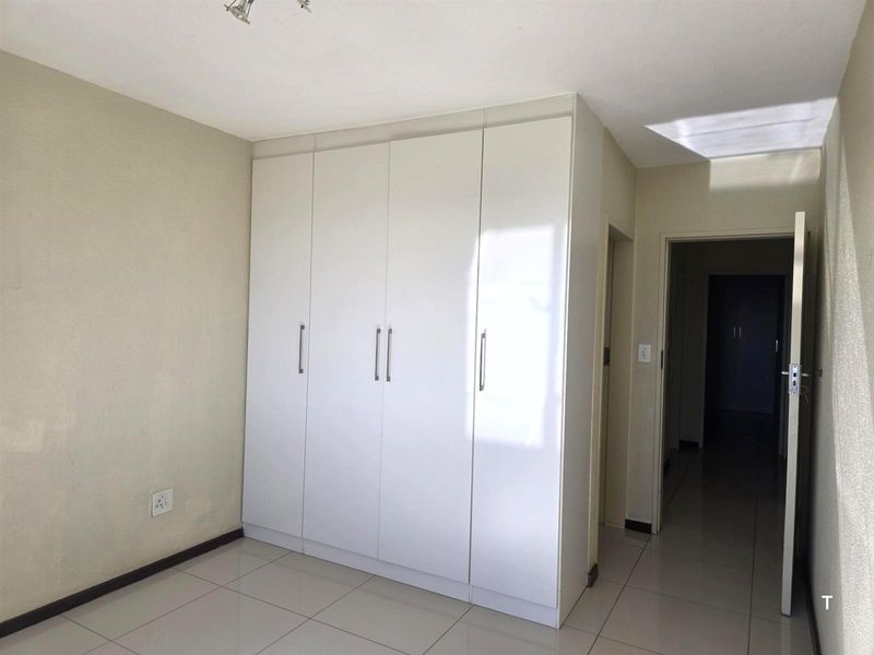 2 Bed / 2 Bath with a Stunning View - Photo 8