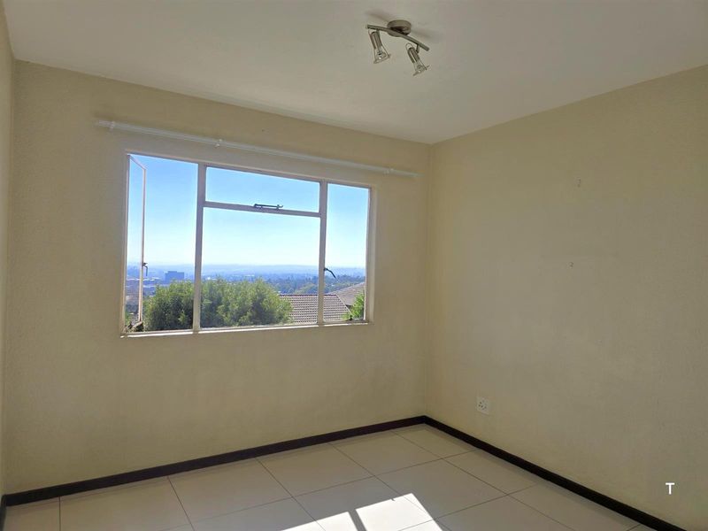 2 Bed / 2 Bath with a Stunning View - Photo 10