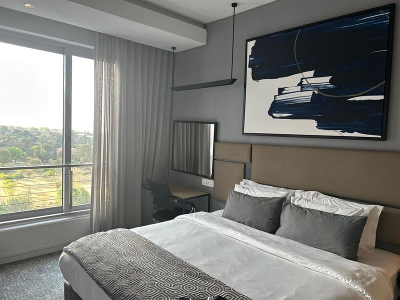 “Luxury 2 Bed / 2 Bath Apartment For Rent - Photo 7