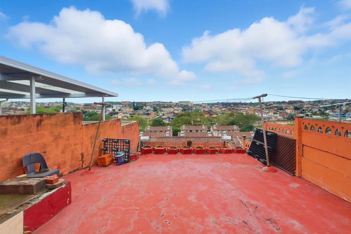 3 bedroom House For Sale in Northcroft, Phoenix, KwaZulu Natal - Photo 3