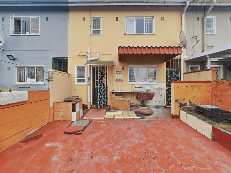 3 bedroom House For Sale in Northcroft, Phoenix, KwaZulu Natal - Photo 2