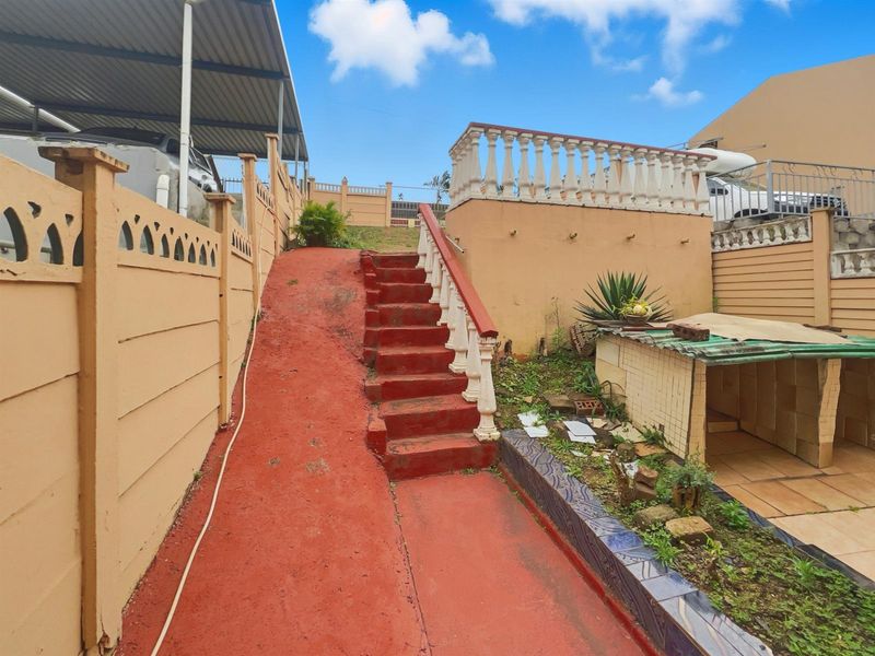 3 bedroom House For Sale in Northcroft, Phoenix, KwaZulu Natal - Photo 4