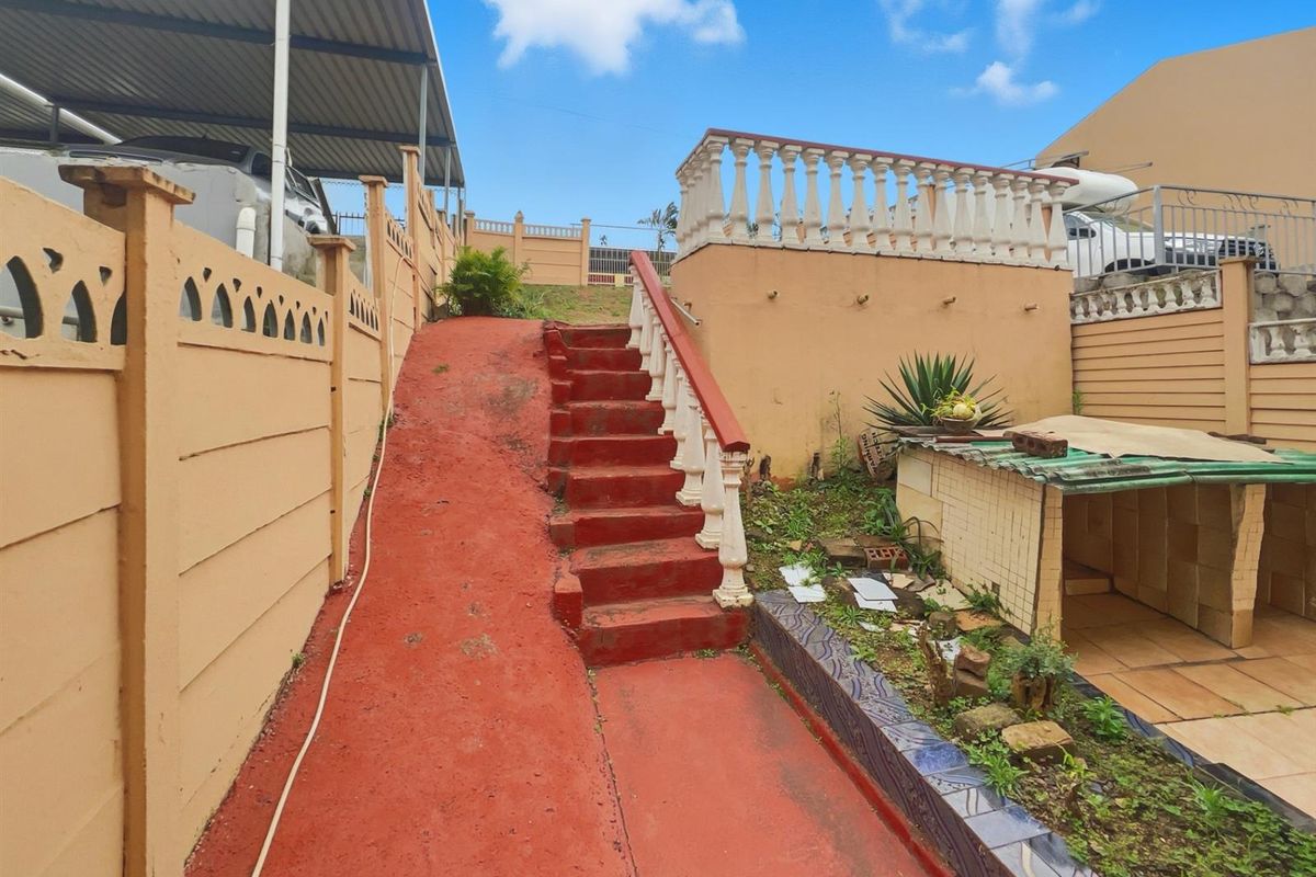 3 bedroom House For Sale in Northcroft, Phoenix, KwaZulu Natal - Photo 4