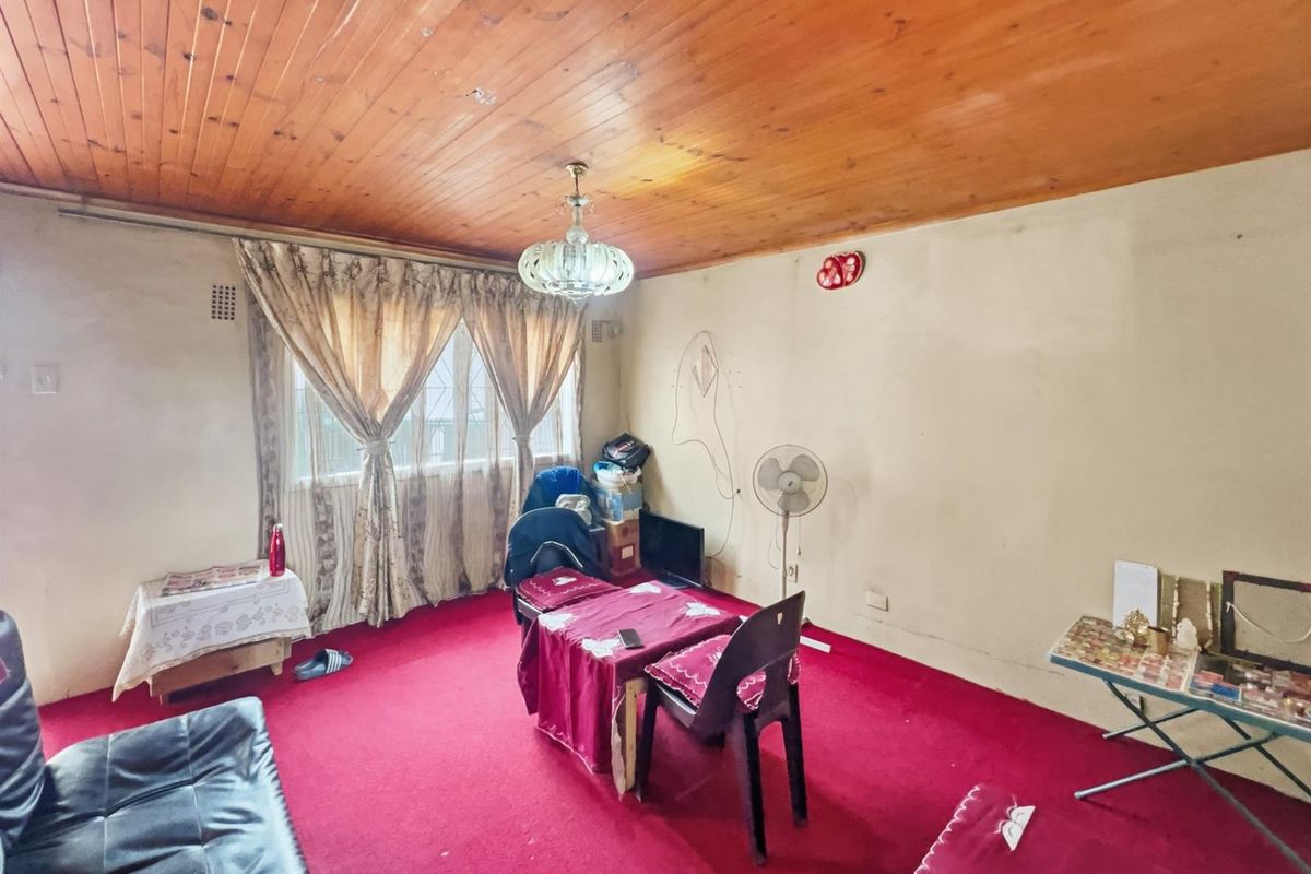 3 bedroom House For Sale in Northcroft, Phoenix, KwaZulu Natal - Photo 5