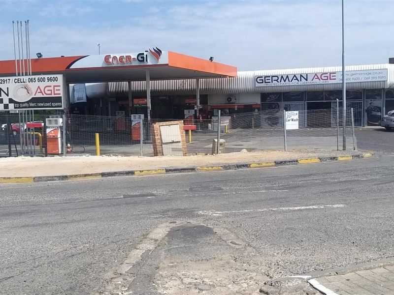 Light Industrial property For Sale in Strijdompark, Randburg - Photo 10