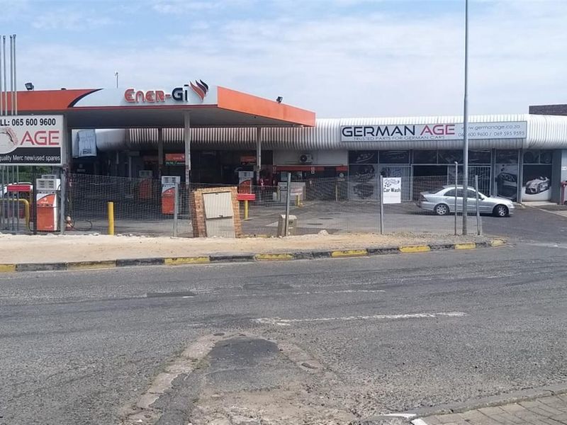 Light Industrial property For Sale in Strijdompark, Randburg - Photo 9