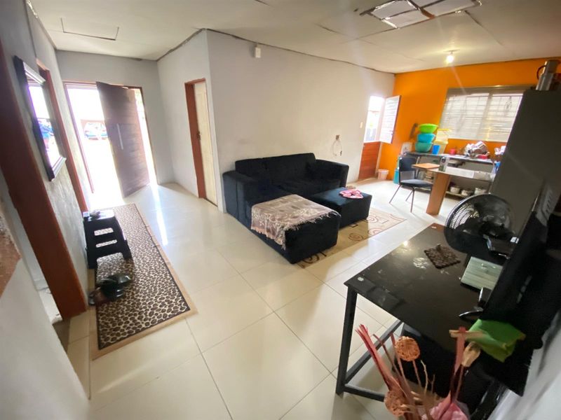 House For Sale in Tekwane, Nelspruit - Photo 4