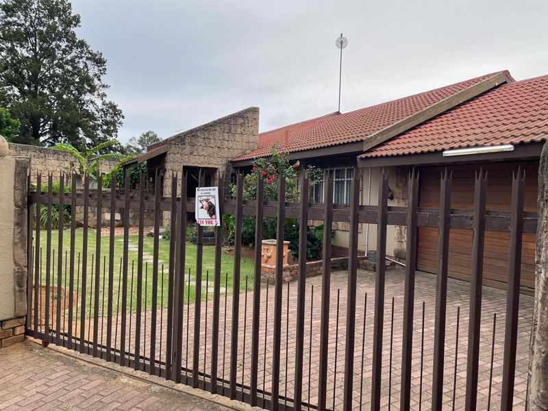 Modern Family Home For Sale in Kriel Town - Photo 6