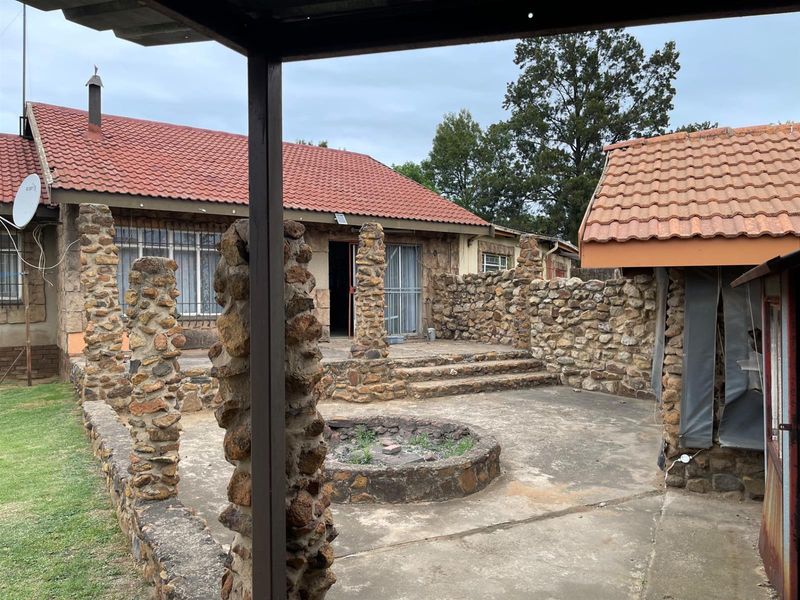 Modern Family Home For Sale in Kriel Town - Photo 4