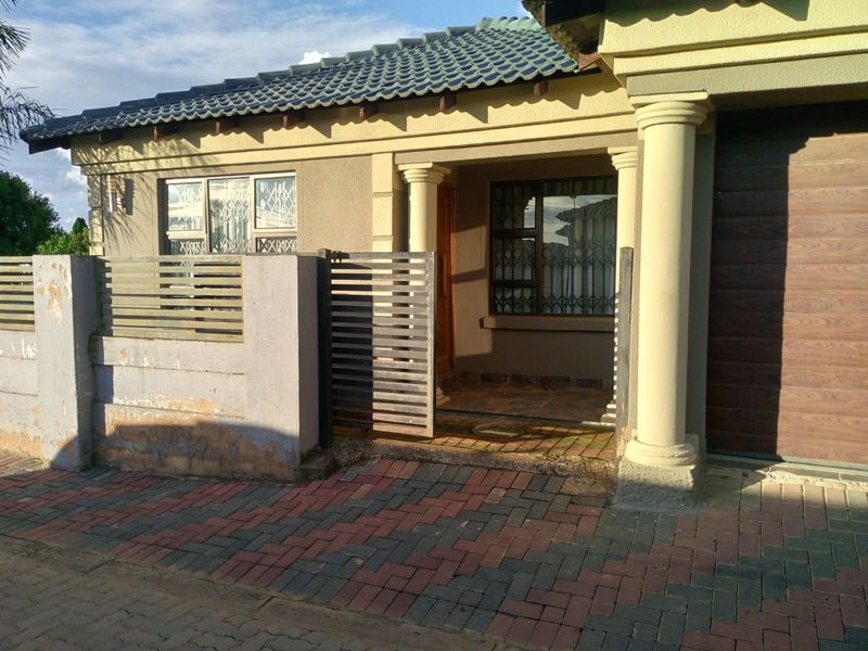 3 bedroom house available for rental in Bali Valley - Photo 3