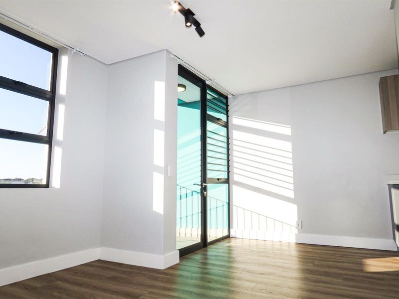 Modern 1-Bedroom Apartment in Silvermine, Conradie Park - Pinelands - Photo 6
