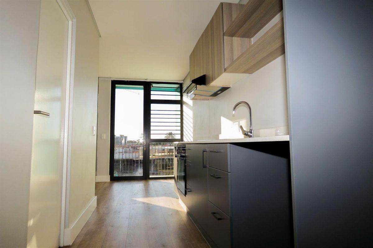 Modern 1-Bedroom Apartment in Silvermine, Conradie Park - Pinelands - Photo 4