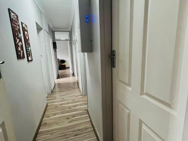 Charming 4-Bedroom Home for Sale in Sasolburg Central - Photo 10