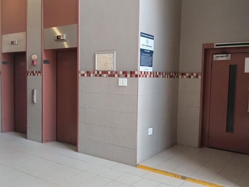 Office To Rent in Johannesburg CBD, Johannesburg - Photo 8