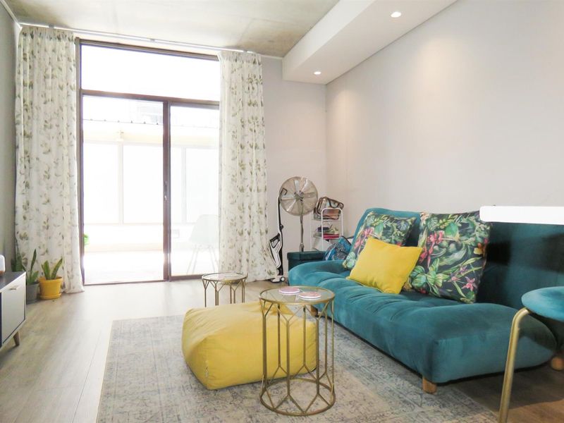 Modern Ground-Floor Apartment in Woodstock Quarter Cape Town- Start Your New Year in Style - Photo 5