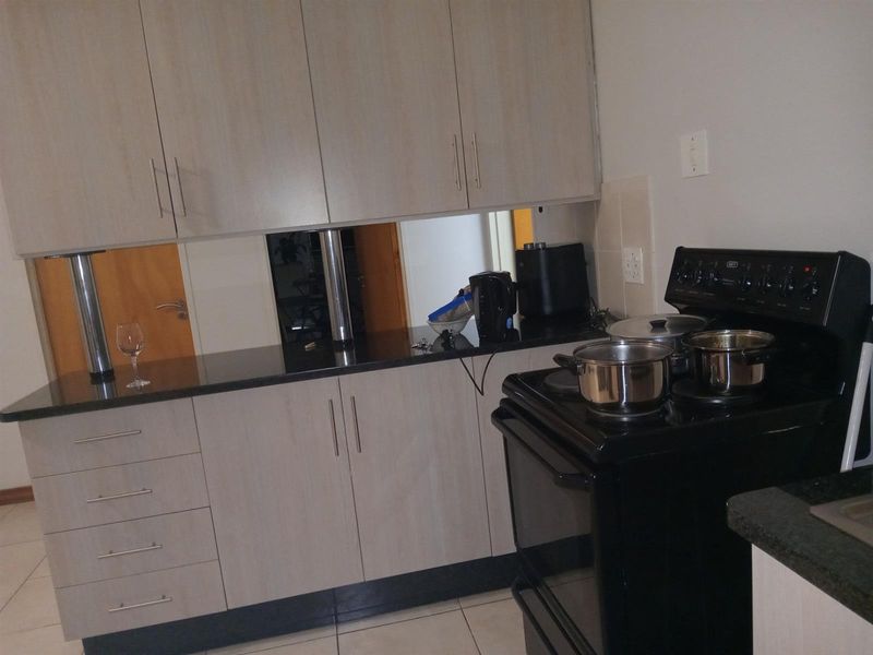 Spacious 2 Bedroom Apartment in Lunnon Road, Hillcrest - Photo 6