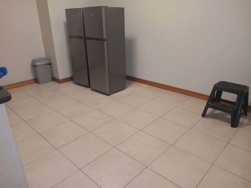 Spacious 2 Bedroom Apartment in Lunnon Road, Hillcrest - Photo 4