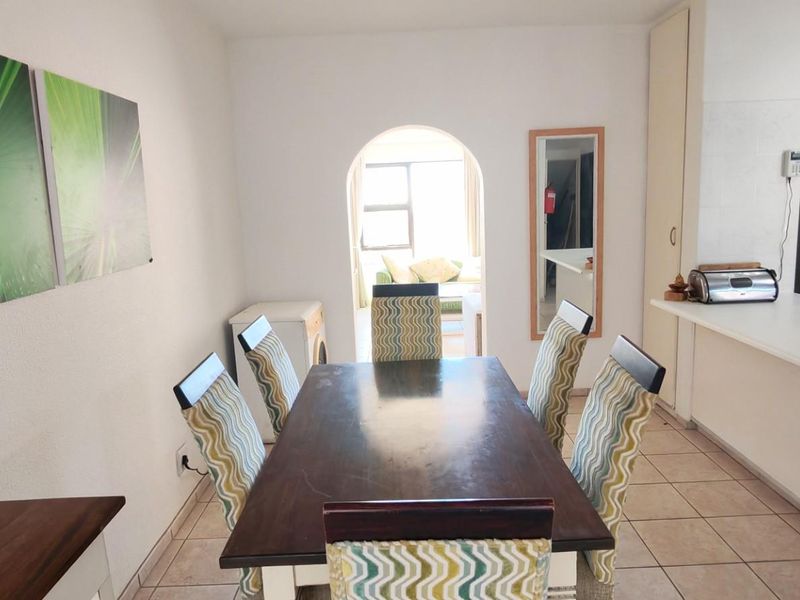 Beachfront Investment! Furnished Townhouse For Sale in Margate, KwaZulu Natal - Photo 4