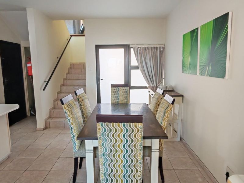 Beachfront Investment! Furnished Townhouse For Sale in Margate, KwaZulu Natal - Photo 3