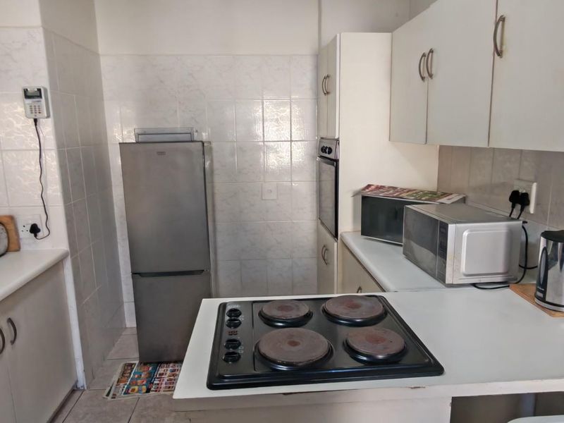 Beachfront Investment! Furnished Townhouse For Sale in Margate, KwaZulu Natal - Photo 8