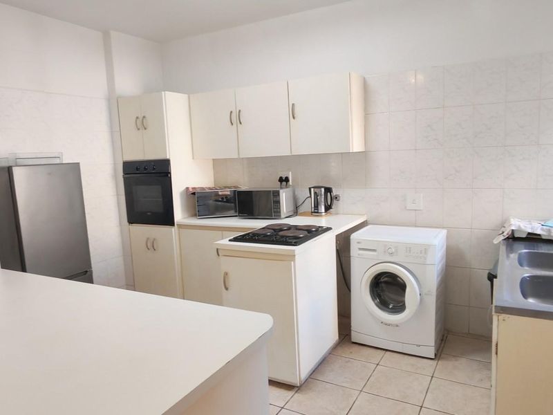 Beachfront Investment! Furnished Townhouse For Sale in Margate, KwaZulu Natal - Photo 7