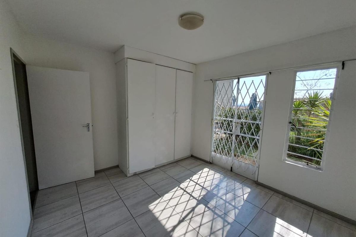 2 Bed Apartment in Radiokop with amenities - Photo 2