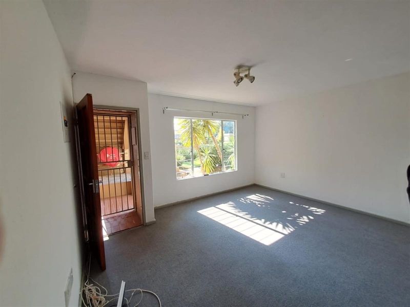 2 Bed Apartment in Radiokop with amenities - Photo 4