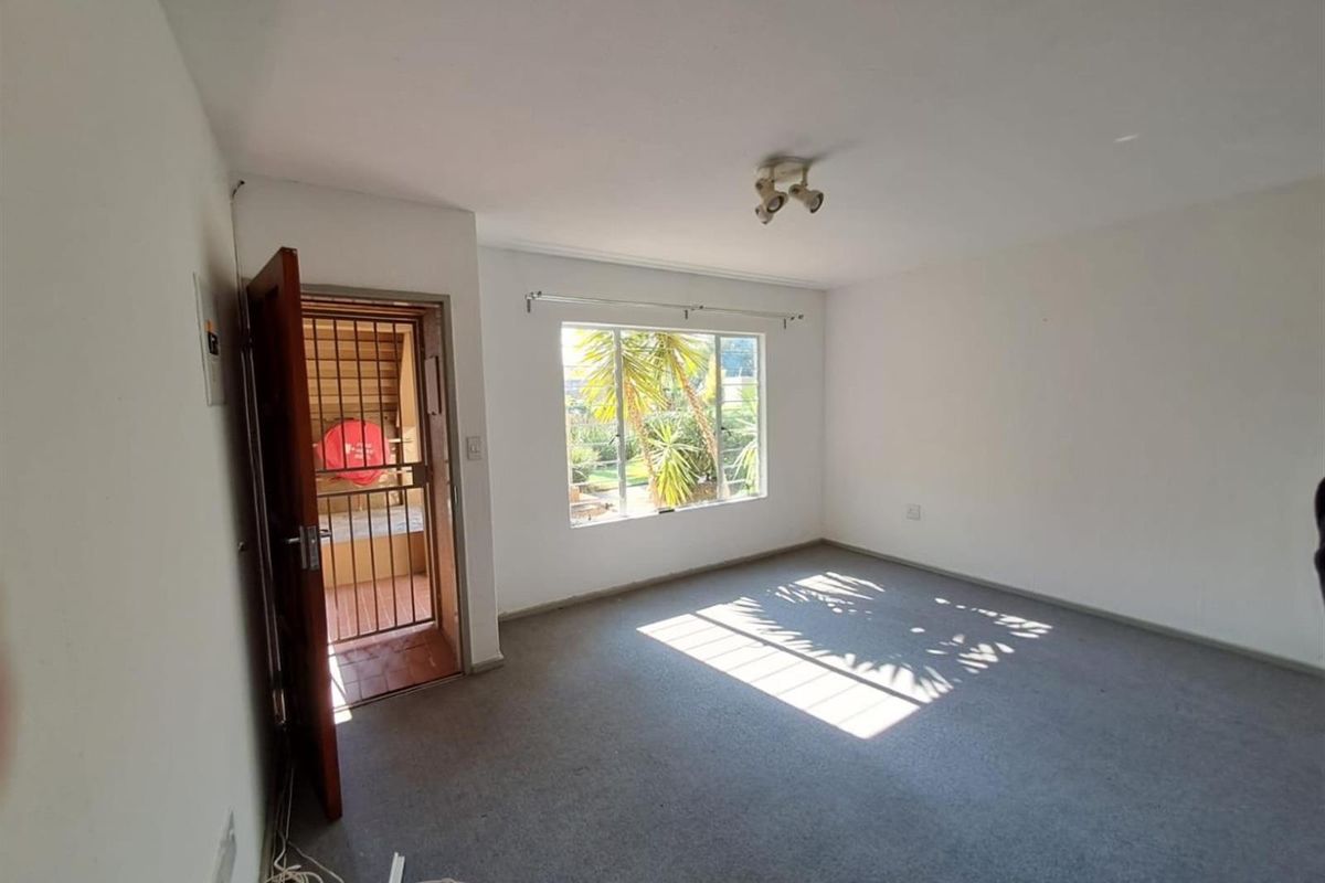 2 Bed Apartment in Radiokop with amenities - Photo 4