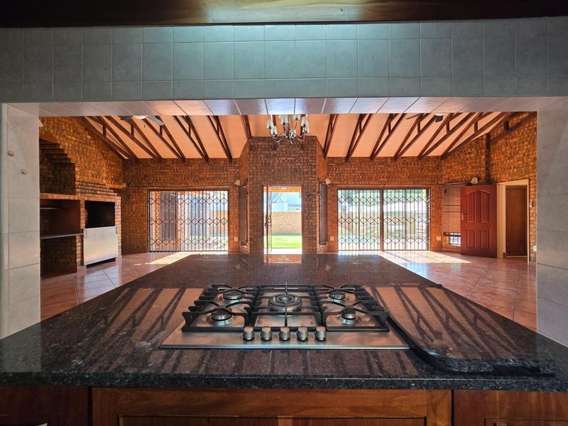 Modern Elegance Meets Effortless Comfort - A Home Designed for Living and Entertaining - Photo 9