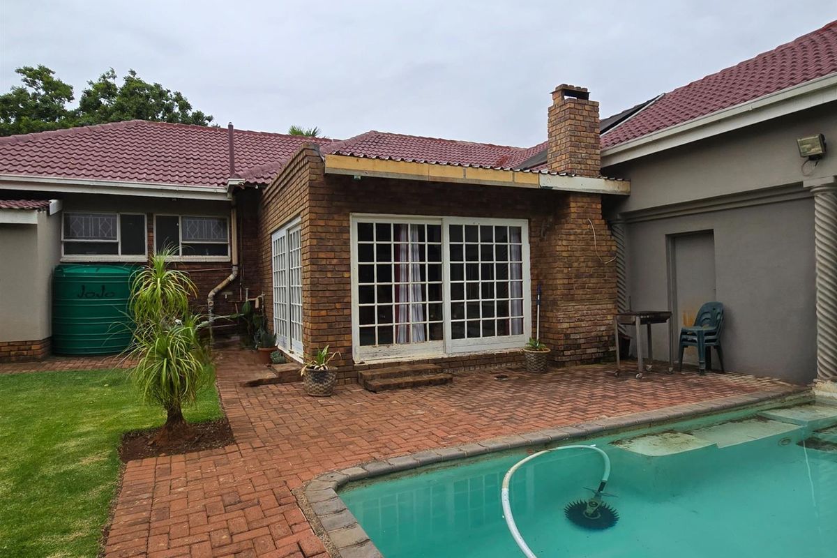 Modern Family Sanctuary with Space, Style, and Dual Living - A Home That Truly Has It All! - Photo 3