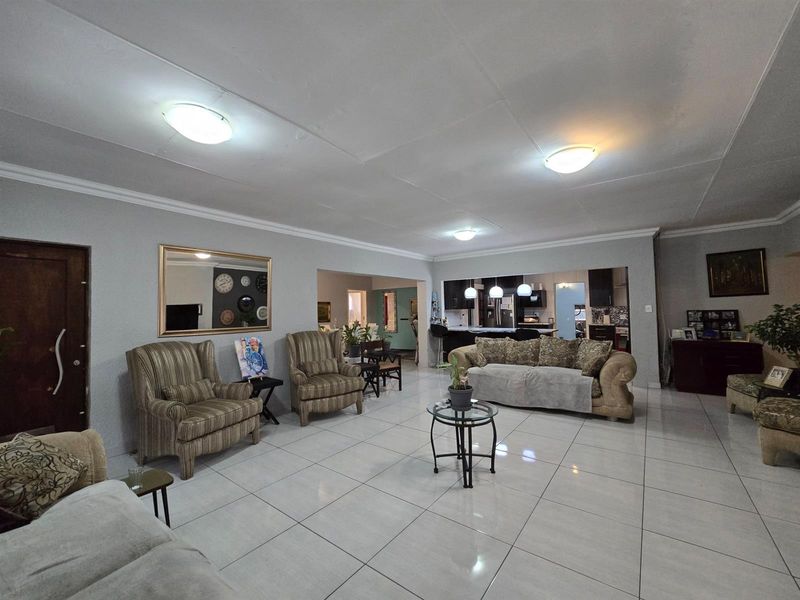 Modern Family Sanctuary with Space, Style, and Dual Living - A Home That Truly Has It All! - Photo 5