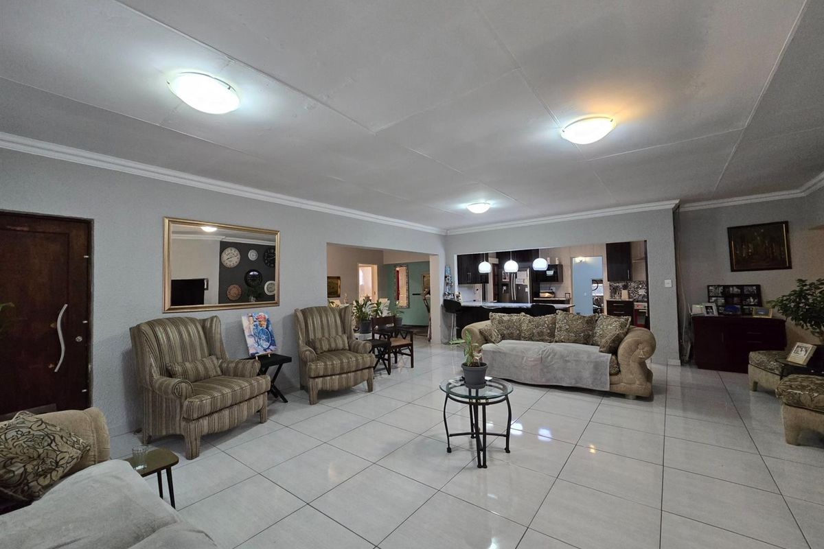 Modern Family Sanctuary with Space, Style, and Dual Living - A Home That Truly Has It All! - Photo 5