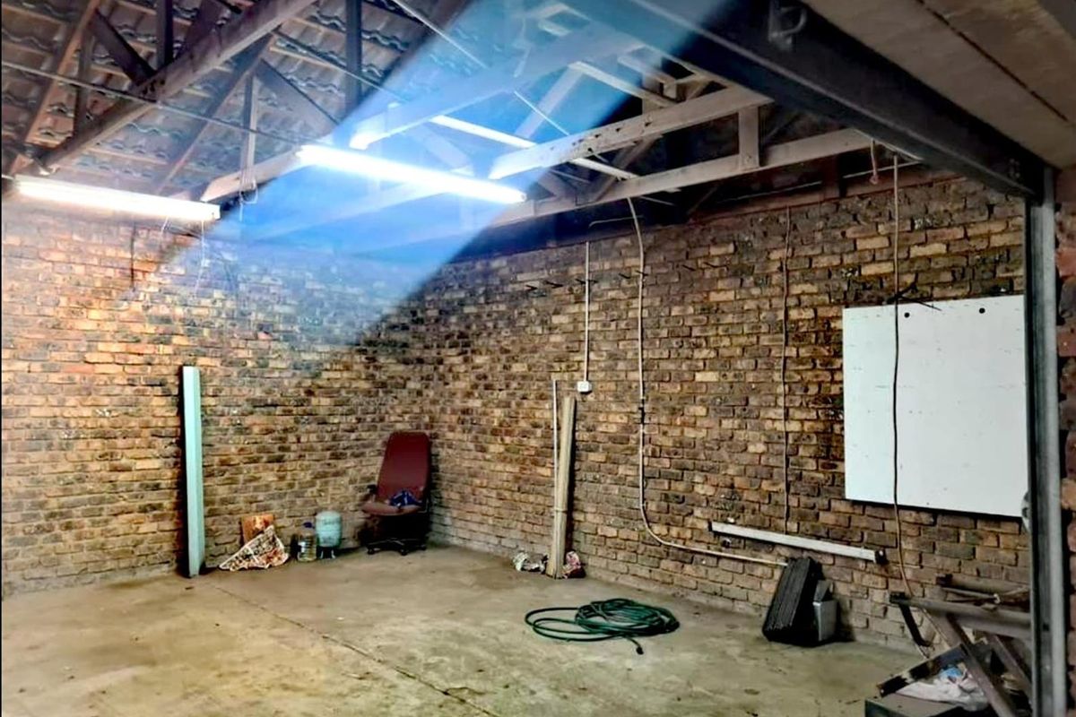 House For Sale in Witbank Ext 16, Witbank - Photo 3